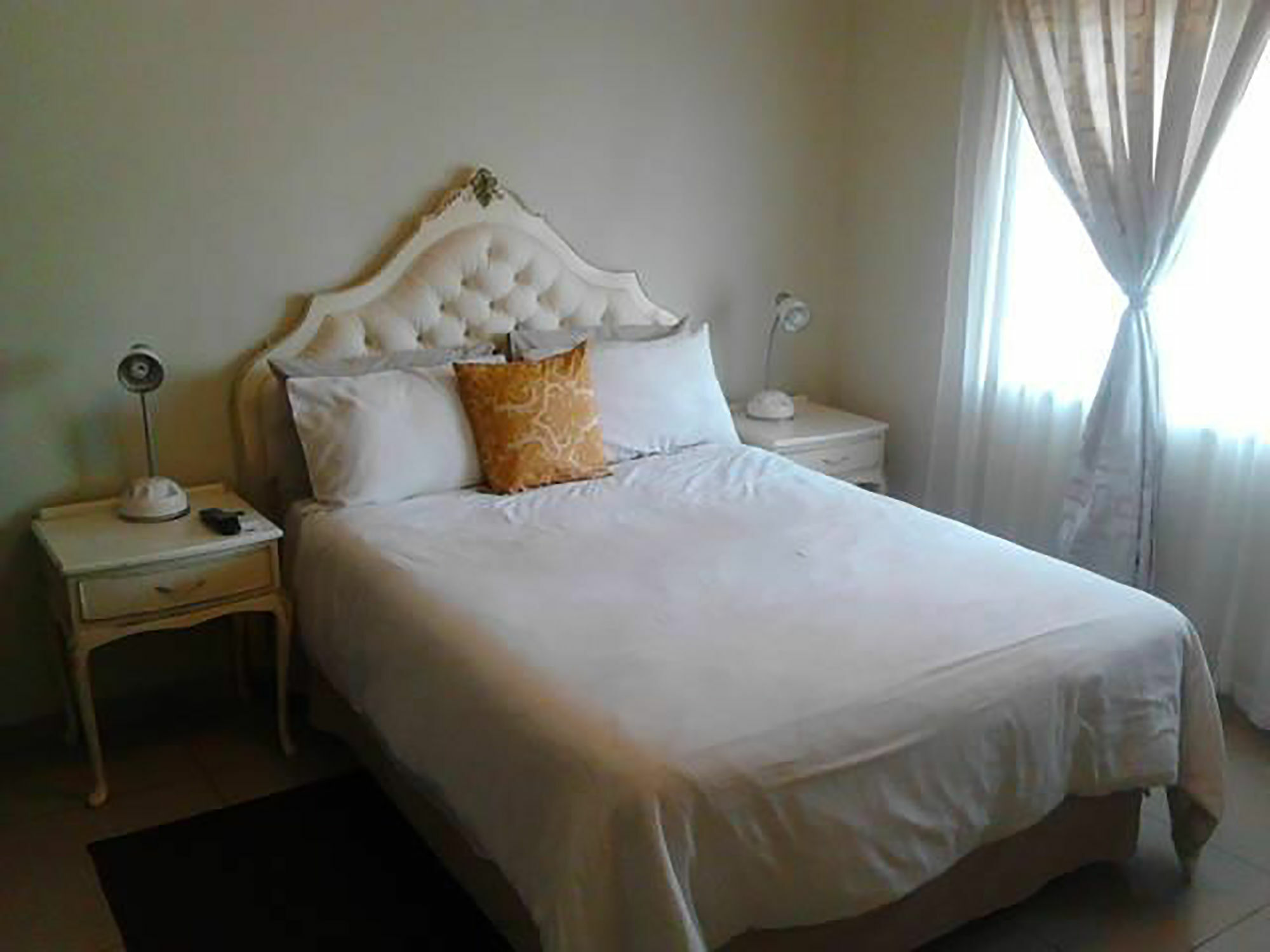 A New Earth Guest Lodge Francistown Esterno foto