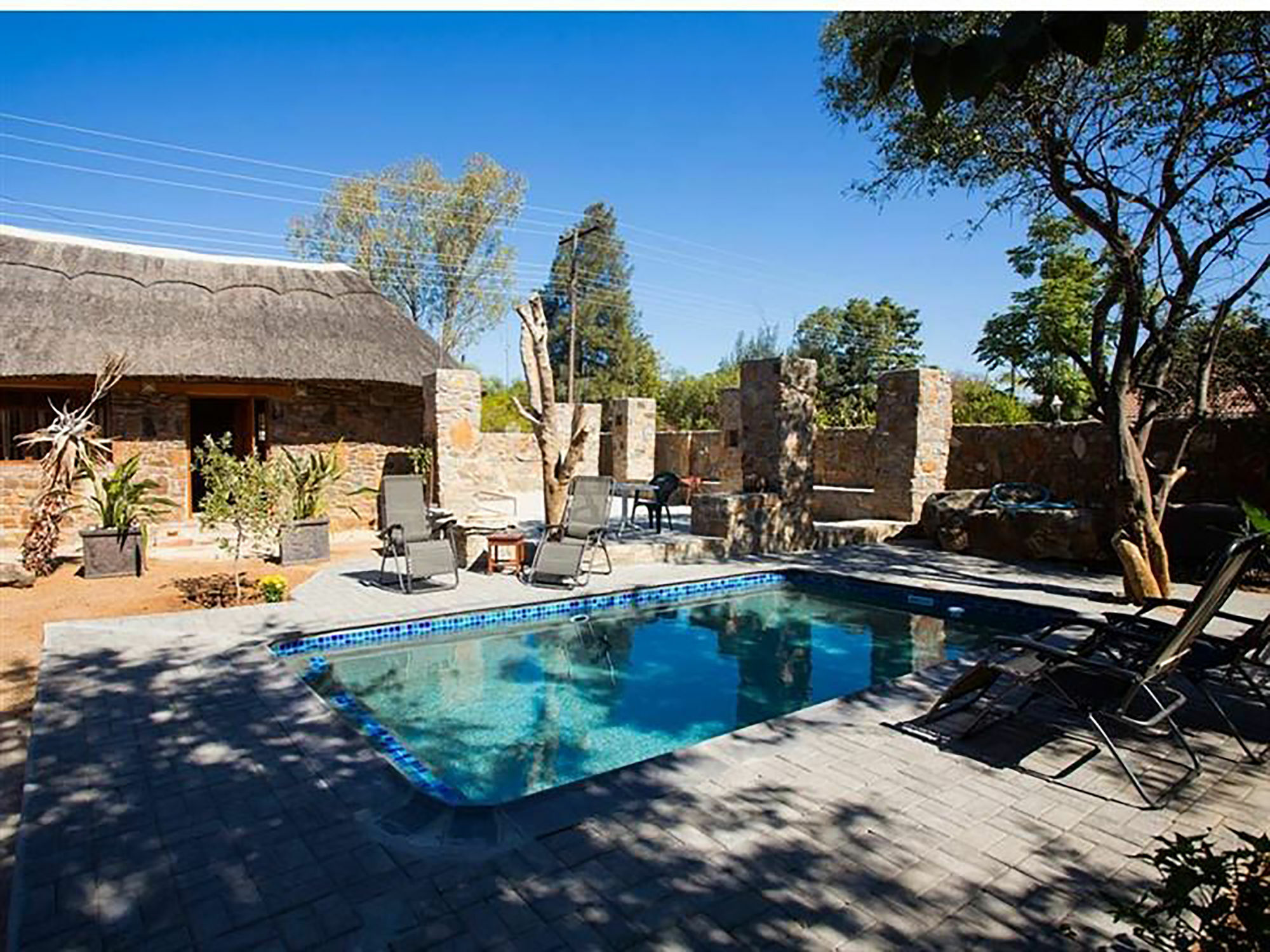 A New Earth Guest Lodge Francistown Esterno foto
