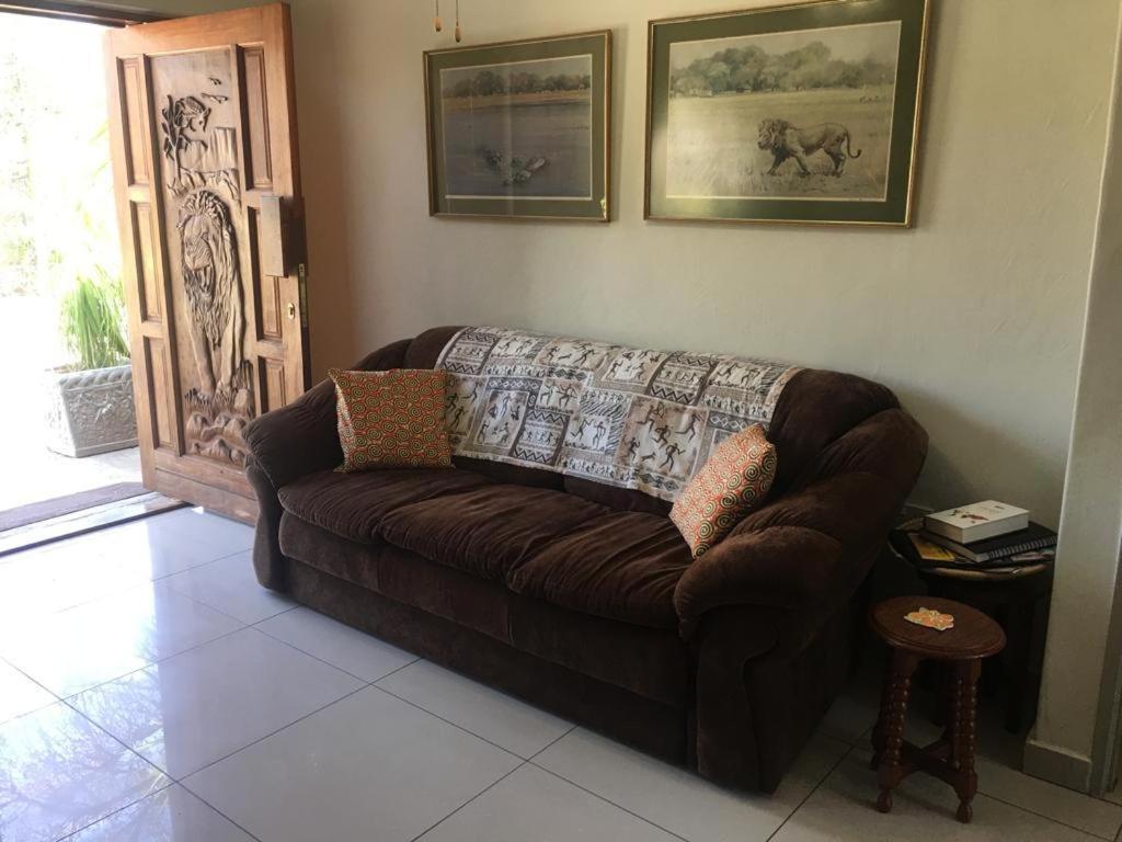A New Earth Guest Lodge Francistown Esterno foto