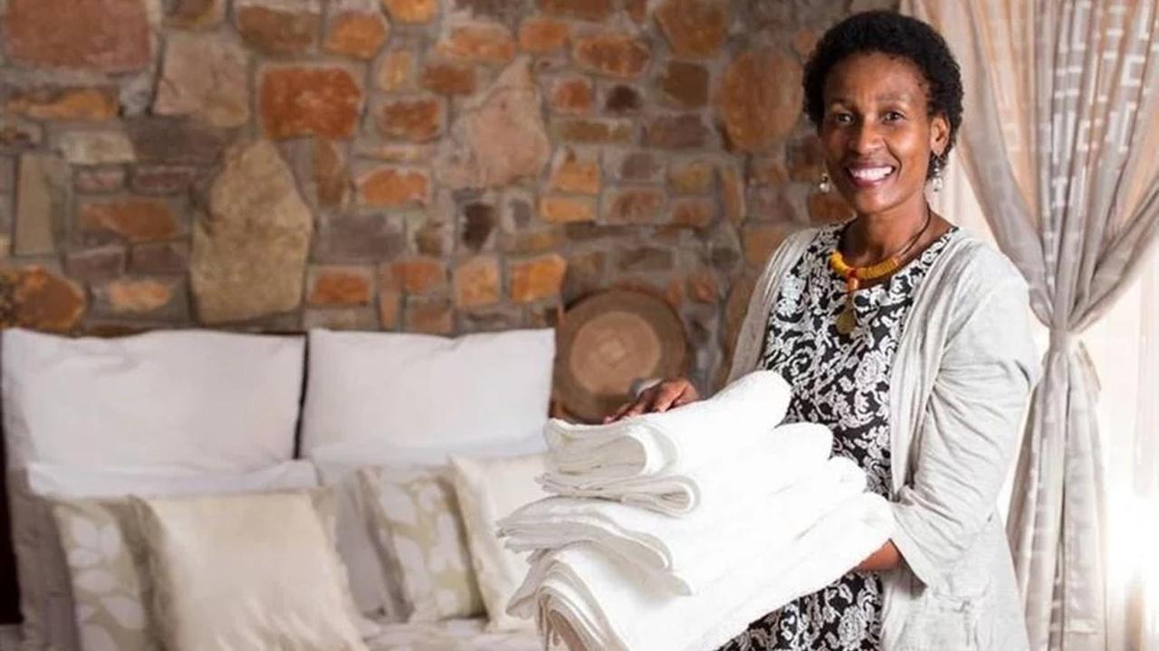 A New Earth Guest Lodge Francistown Esterno foto